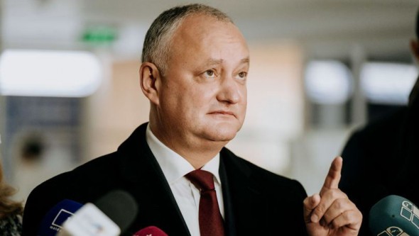 „Corabia PSRM se scufundă”. Ce spun experții despre revenirea lui Dodon la conducerea partidului